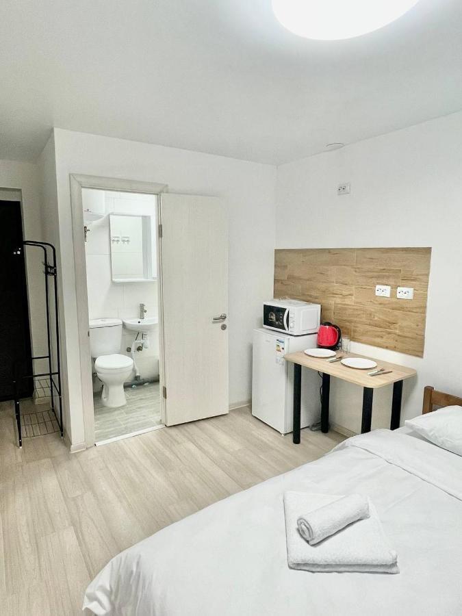 на осокорках Apartment *